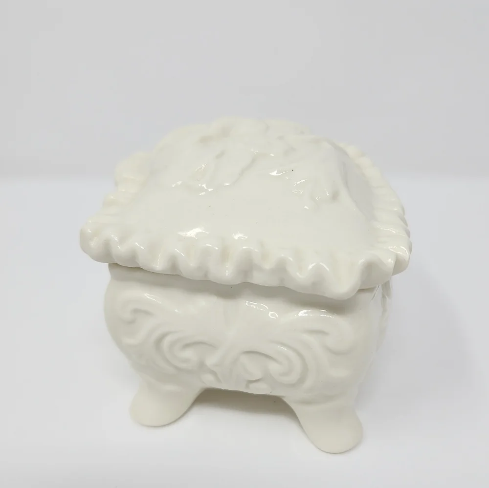 Vintage White Ceramic Glazed Footed Floral Trinket Box